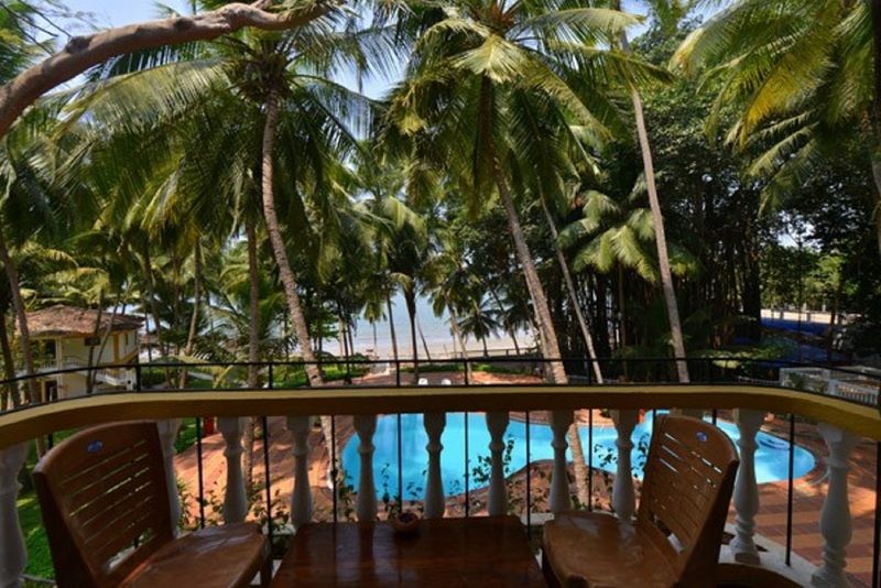 Bambolim Beach Resort Exterior photo